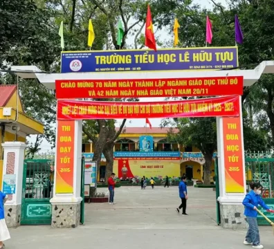 lắp đặt màn hình tương tác tại trường tiểu học lê hữu tựu - đông anh