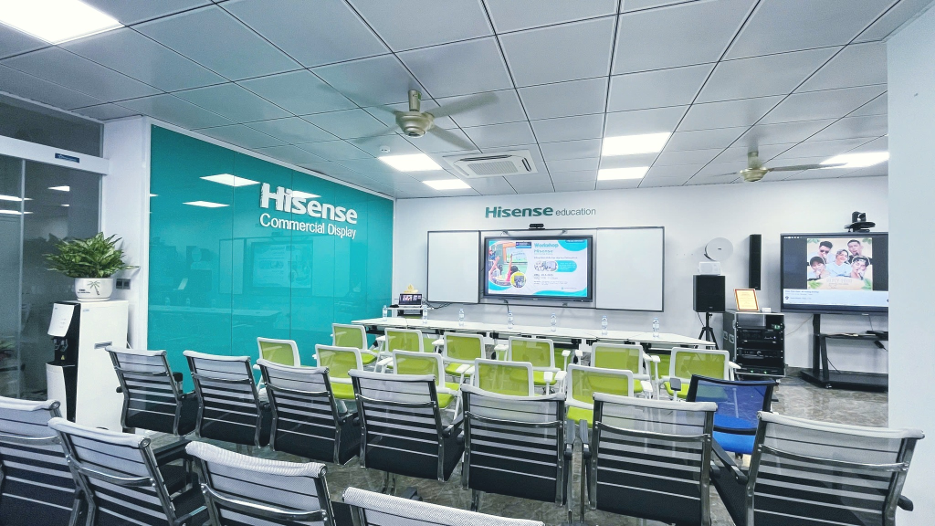 Showroom BTN Group Hà Nội – Trải nghiệm công nghệ giáo dục & hội nghị hiện đại 1 Giải pháp lớp học thông minh tại showroom BTN Group